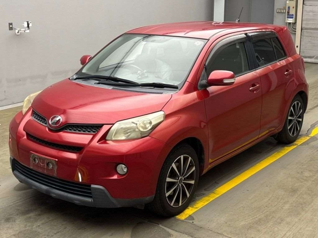 TOYOTA IST 2008