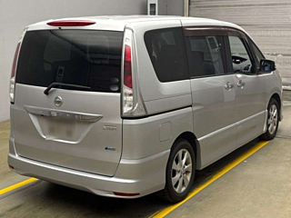 NISSAN SERENA 2011