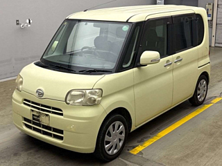 DAIHATSU TANTO 2010