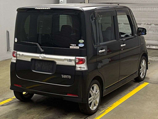DAIHATSU TANTO 2010