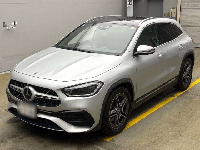 MERCEDES BENZ GLA CLASS 2021