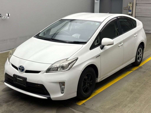 TOYOTA PRIUS 2014