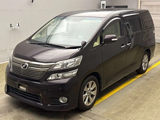 TOYOTA VELLFIRE 2013