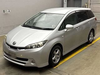 TOYOTA WISH 2009