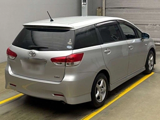 TOYOTA WISH 2009