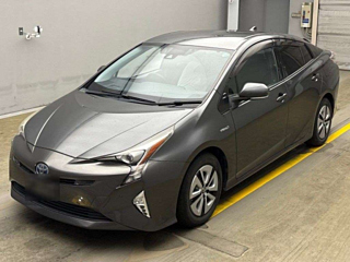 TOYOTA PRIUS 2016