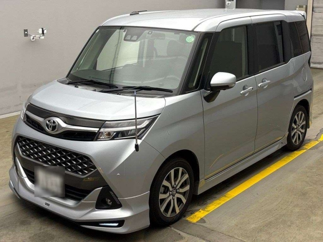 TOYOTA TANK 2019