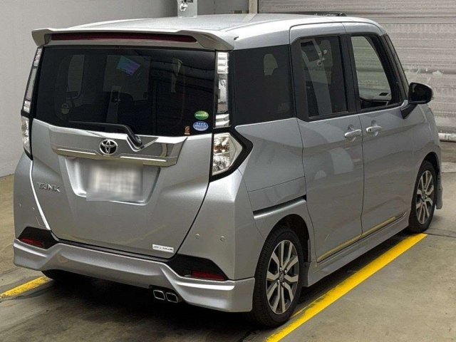 TOYOTA TANK 2019