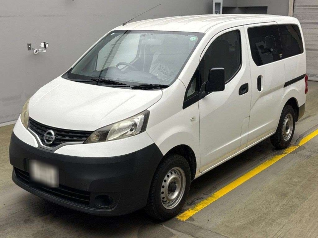 NISSAN NV200 2016