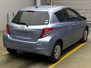 TOYOTA VITZ 2013