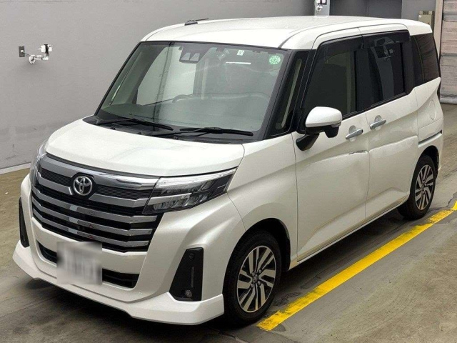 TOYOTA ROOMY 2023