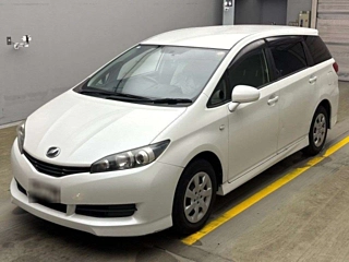 TOYOTA WISH 2011