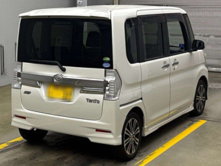 DAIHATSU TANTO 2014