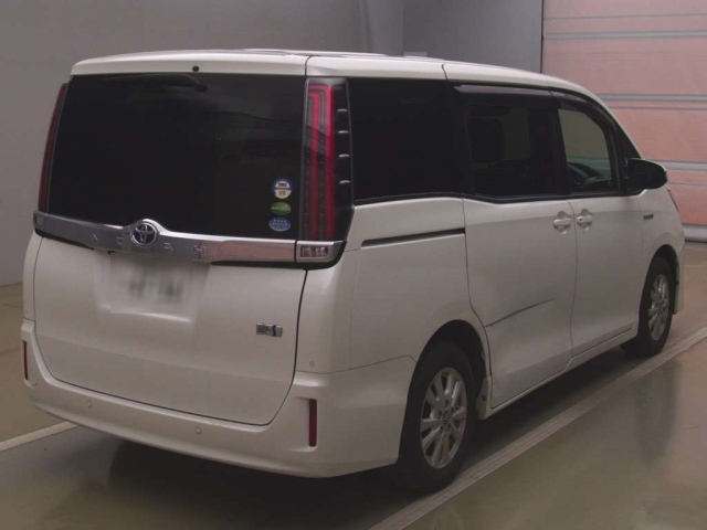 TOYOTA NOAH 2020
