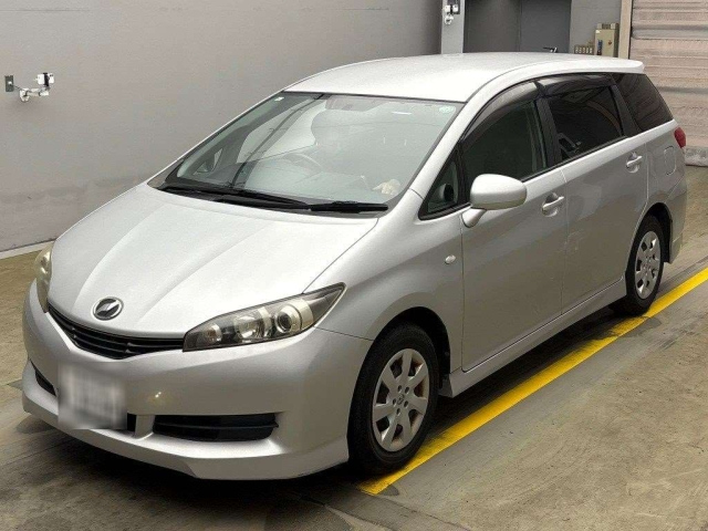 TOYOTA WISH 2011
