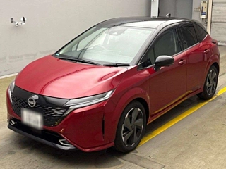 NISSAN AURA