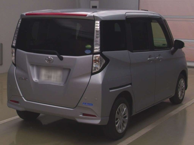 TOYOTA TANK 2020