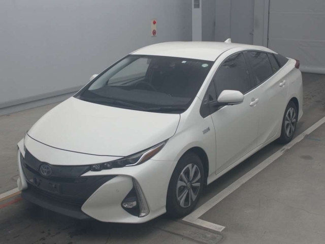 TOYOTA PRIUS PHV 2020
