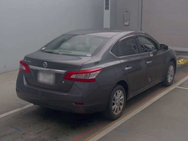 NISSAN SYLPHY 2020