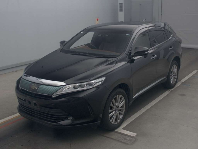 TOYOTA HARRIER 2018