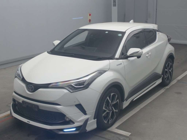 TOYOTA C-HR 2017
