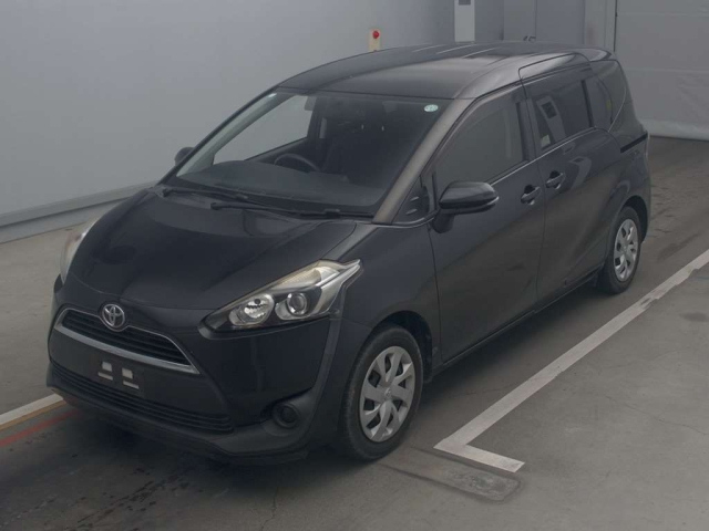 TOYOTA SIENTA 2016