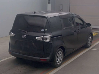 TOYOTA SIENTA 2016