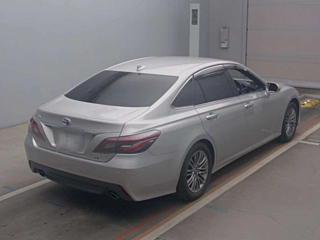 TOYOTA CROWN 2021