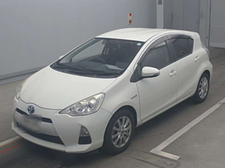 TOYOTA AQUA 2014