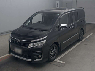 TOYOTA VOXY 2015