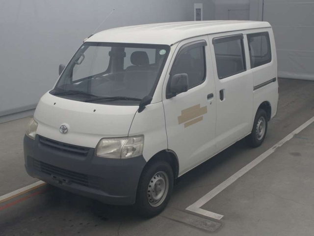 TOYOTA TOWN ACE VAN 2015