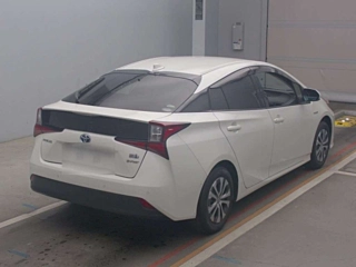 TOYOTA PRIUS 2019