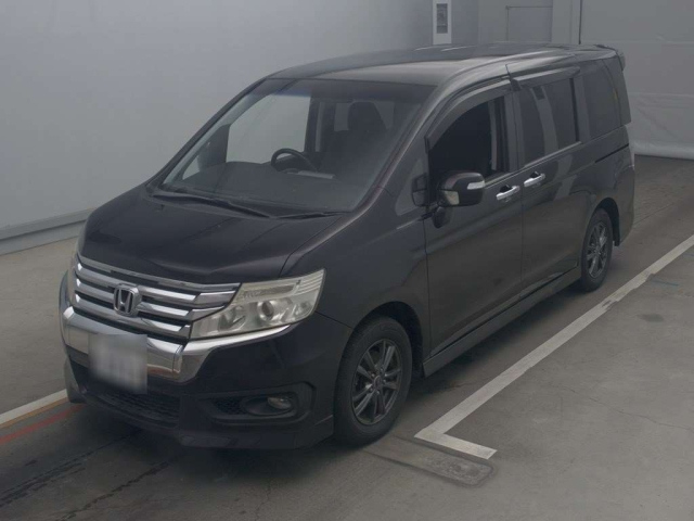 HONDA STEP WAGON 2014