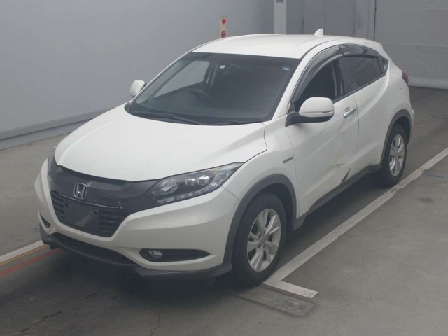 HONDA VEZEL 2015