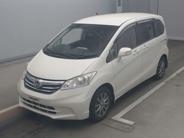 HONDA FREED 2012
