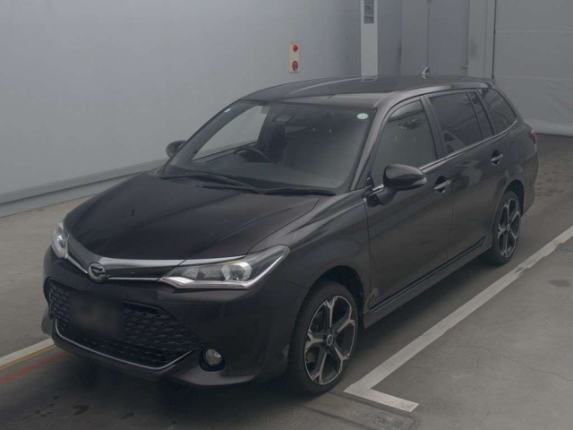 TOYOTA COROLLA FIELDER 2015