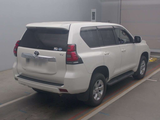 TOYOTA LAND CRUISER PRADO 2019