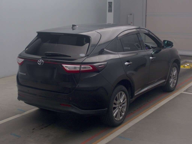 TOYOTA HARRIER 2018