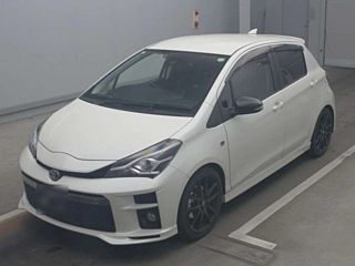 TOYOTA VITZ 2018