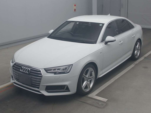 AUDI A4 2016