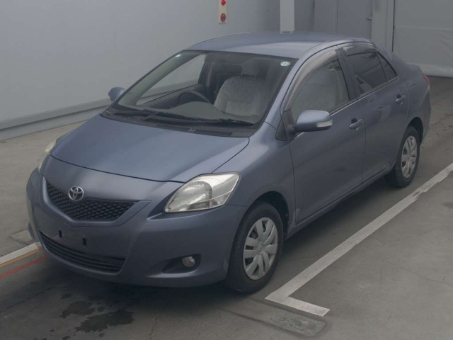 TOYOTA BELTA 2010