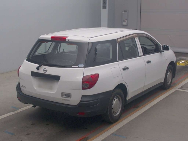 NISSAN AD 2015