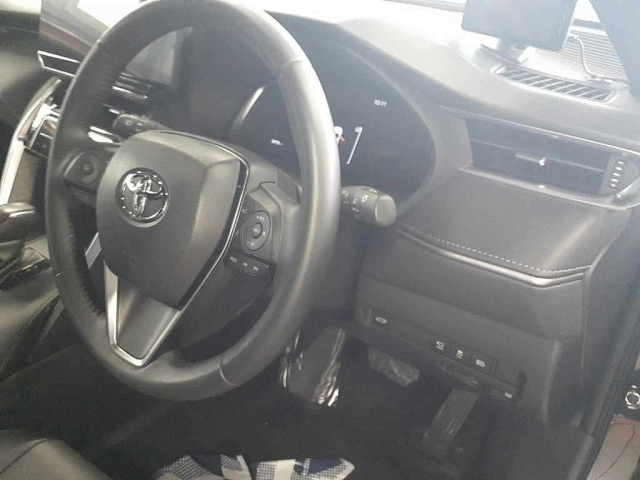 TOYOTA HARRIER 2023