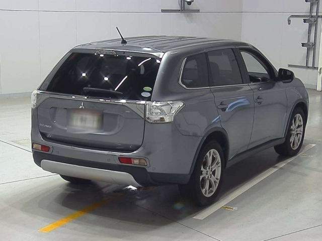 MITSUBISHI OUTLANDER 2014