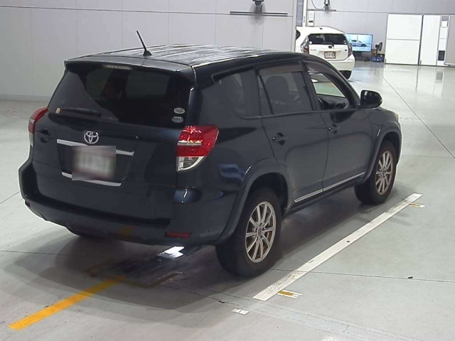 TOYOTA VANGUARD 2010