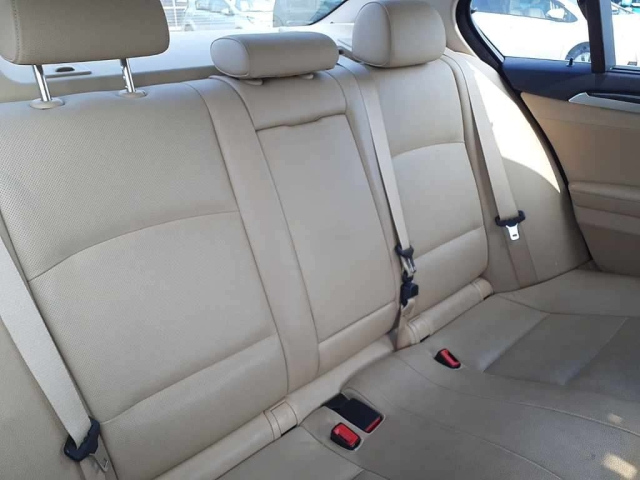 BMW 5 SERIES 2010