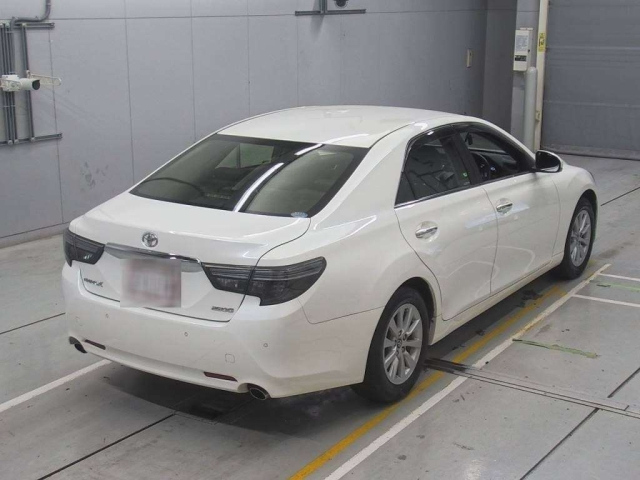 TOYOTA MARK X 2017