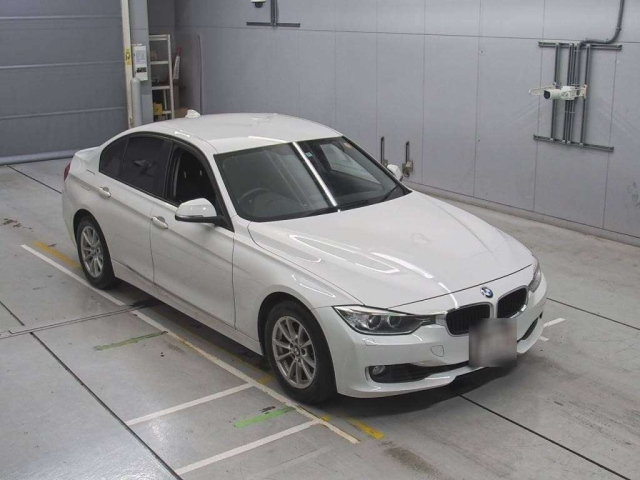BMW 3 SERIES 2012