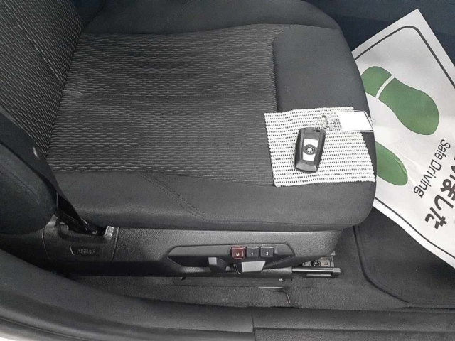BMW 3 SERIES 2012