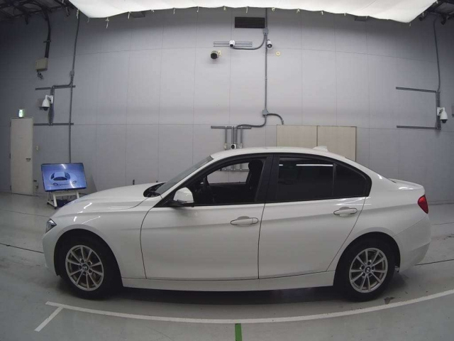 BMW 3 SERIES 2012